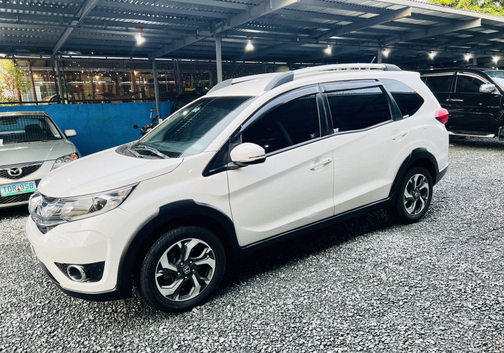 2017 HONDA BRV AUTOMATIC 7 SEATER! 42,000 KMS ONLY! FIRST OWNER ALL  ORIGINAL! FINANCING LOW DP!