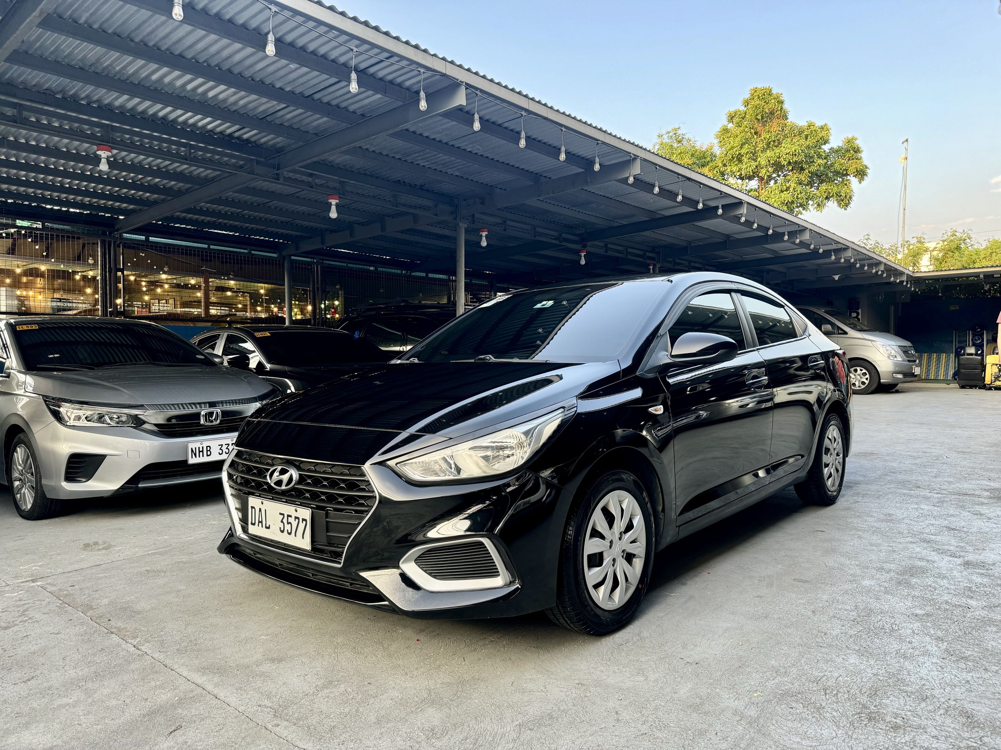 2019 Hyundai Accent Automatic Gas NEW LOOK