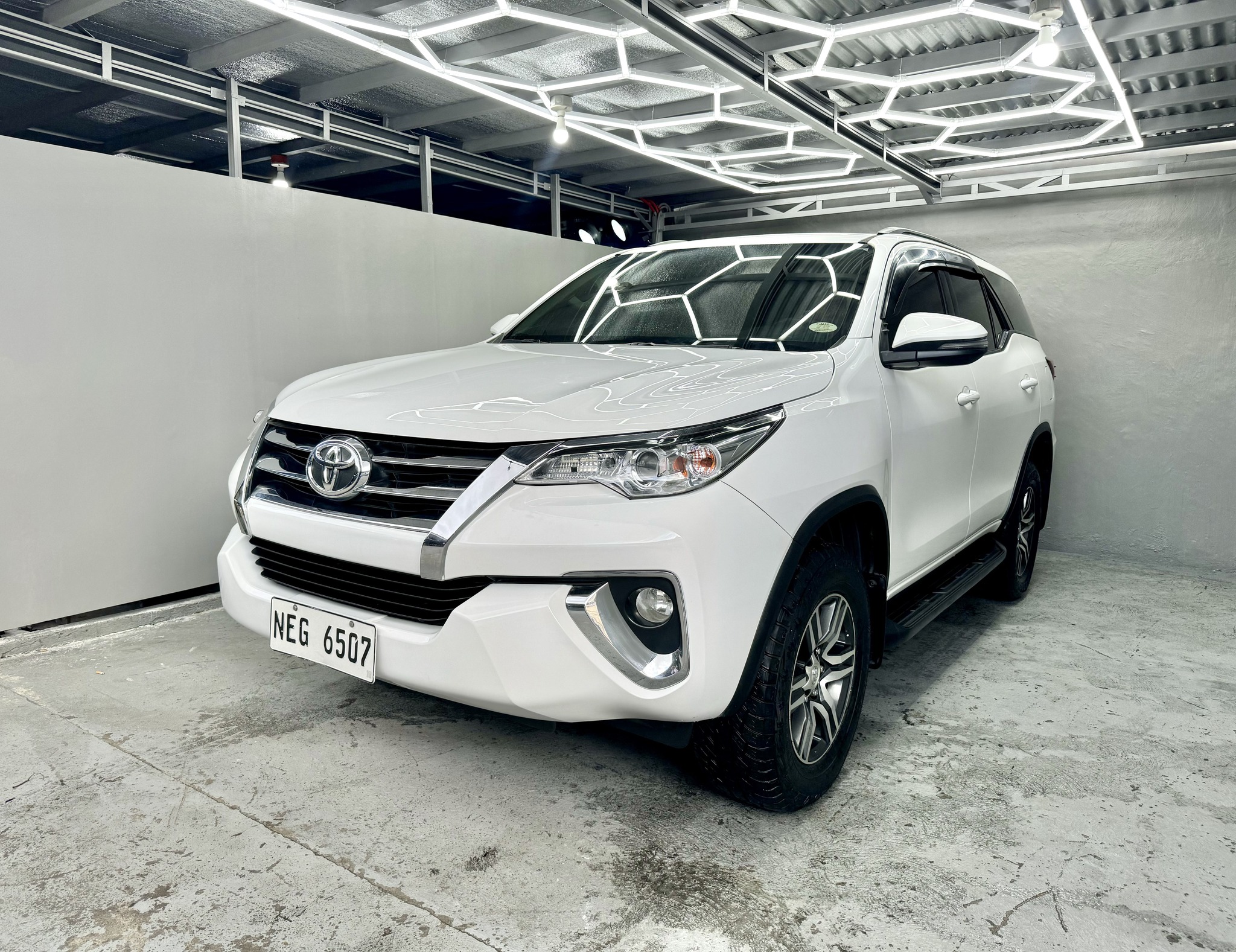 2020 Toyota Fortuner G Automatic Diesel FRESH UNIT!